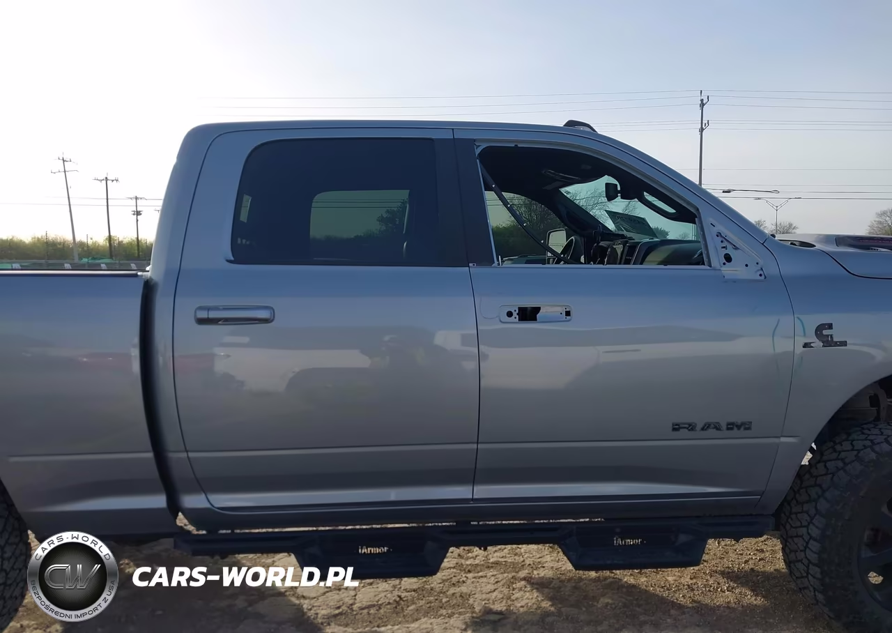 2024 Ram 2500 Laramie 4X4 6'4 Box VIN:3C6UR5FLXRG306547 - 14