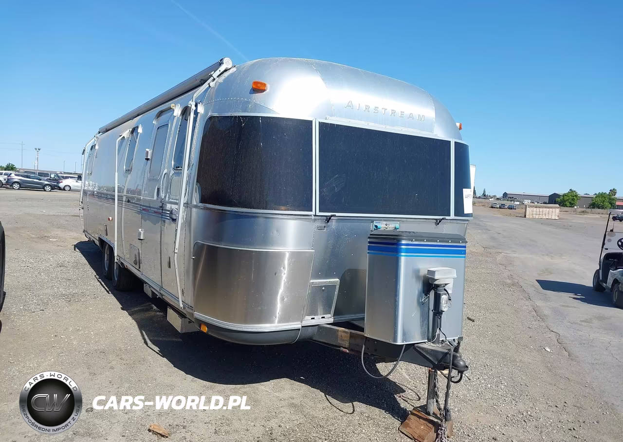 2000 Airstream Excella 1000