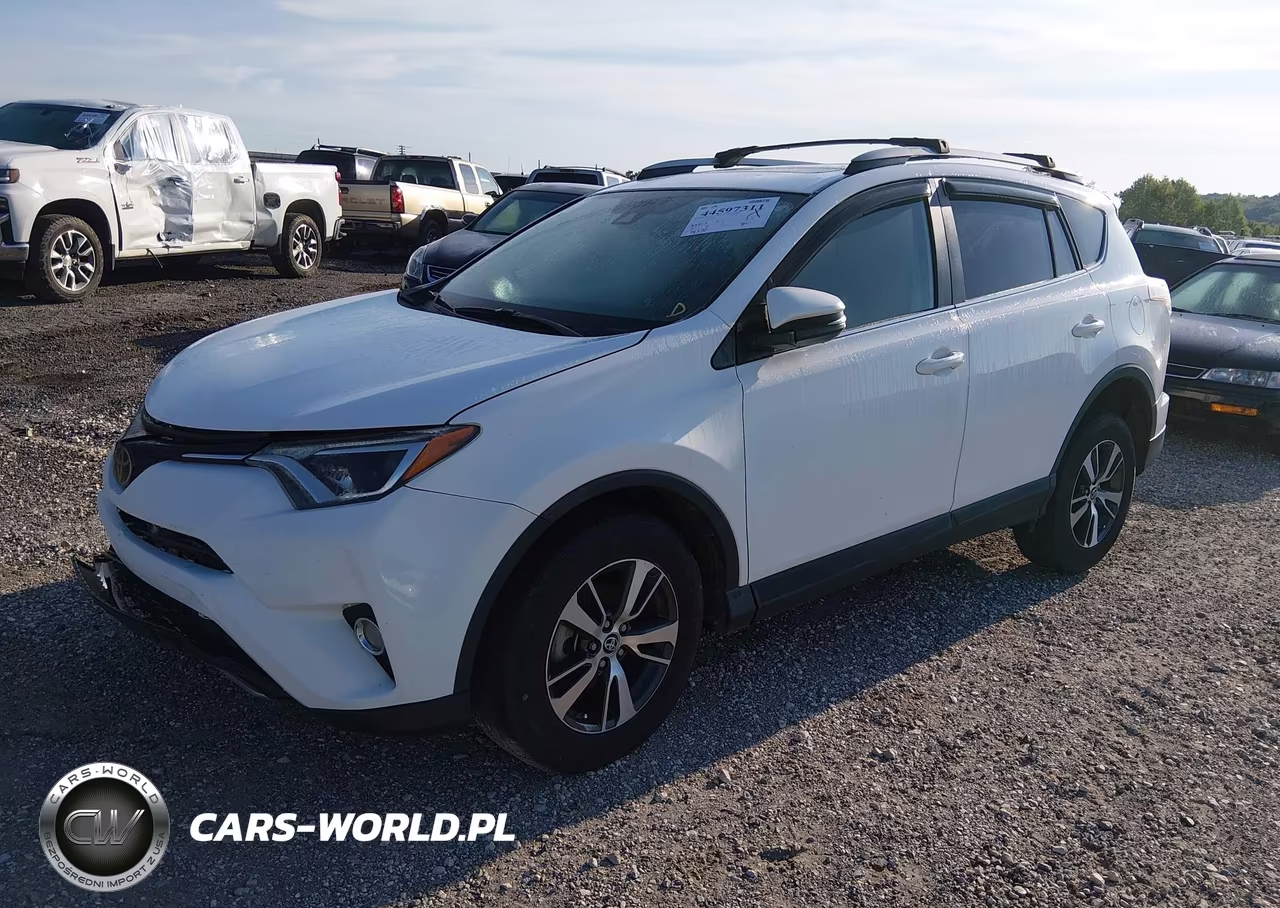 2018 Toyota Rav4 Xle VIN:2T3RFREV6JW730071 - 2