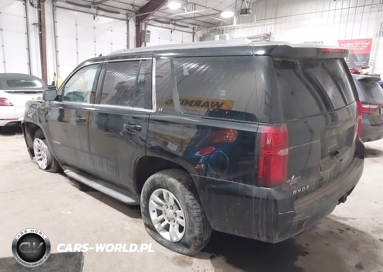 2019 Chevrolet Tahoe Lt VIN:1GNSKBKC7KR388744 - 3
