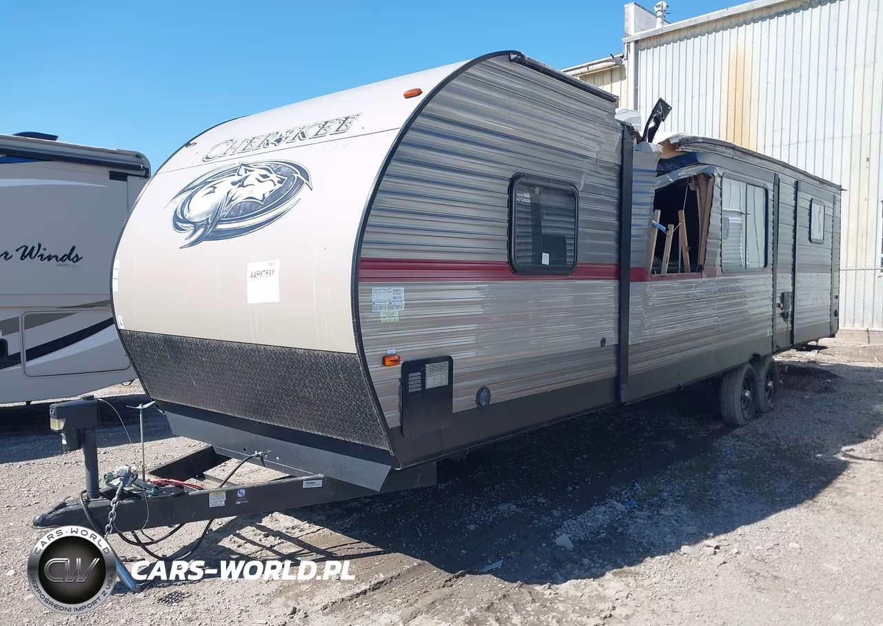 2019 Forest River Cherokee VIN:4X4TCKF22KX135624 - 2