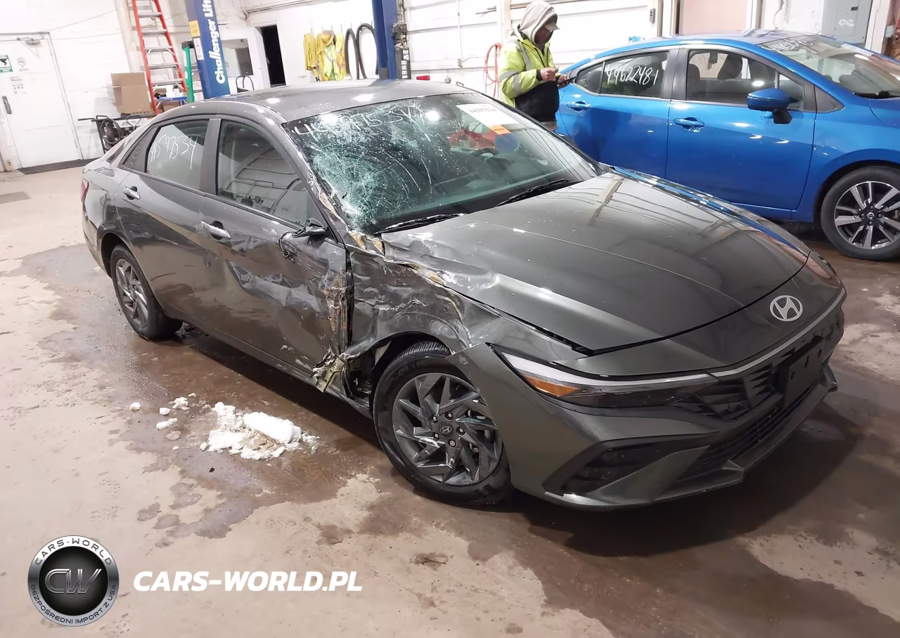 2025 Hyundai Elantra Hybrid Blue – zdjęcie 1 z 16