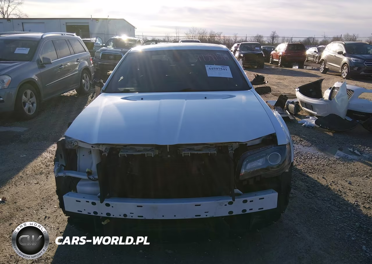 2022 Chrysler 300 S VIN:2C3CCABT6NH154608 - 13