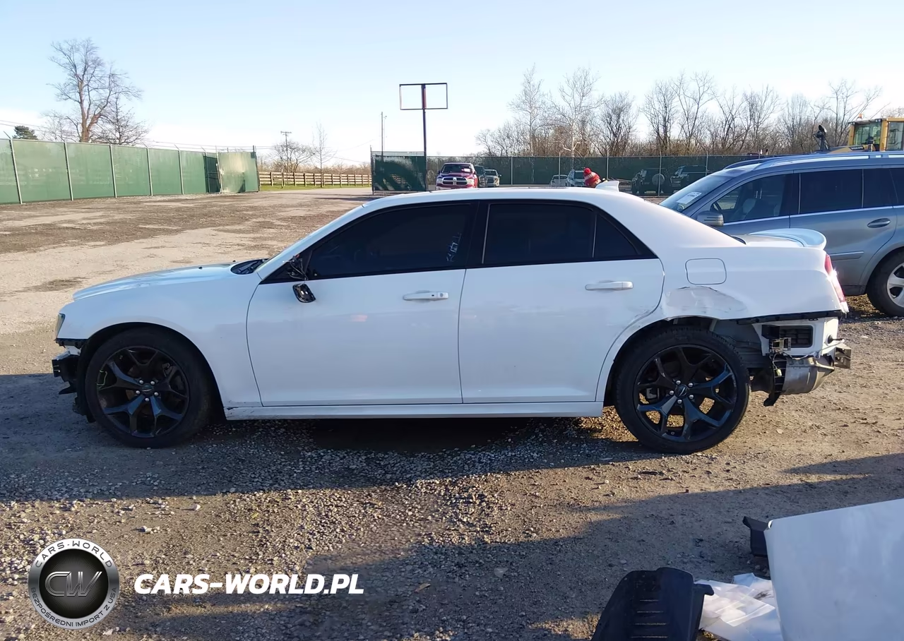 2022 Chrysler 300 S VIN:2C3CCABT6NH154608 - 15