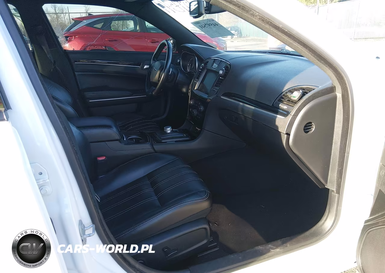 2022 Chrysler 300 S VIN:2C3CCABT6NH154608 - 5