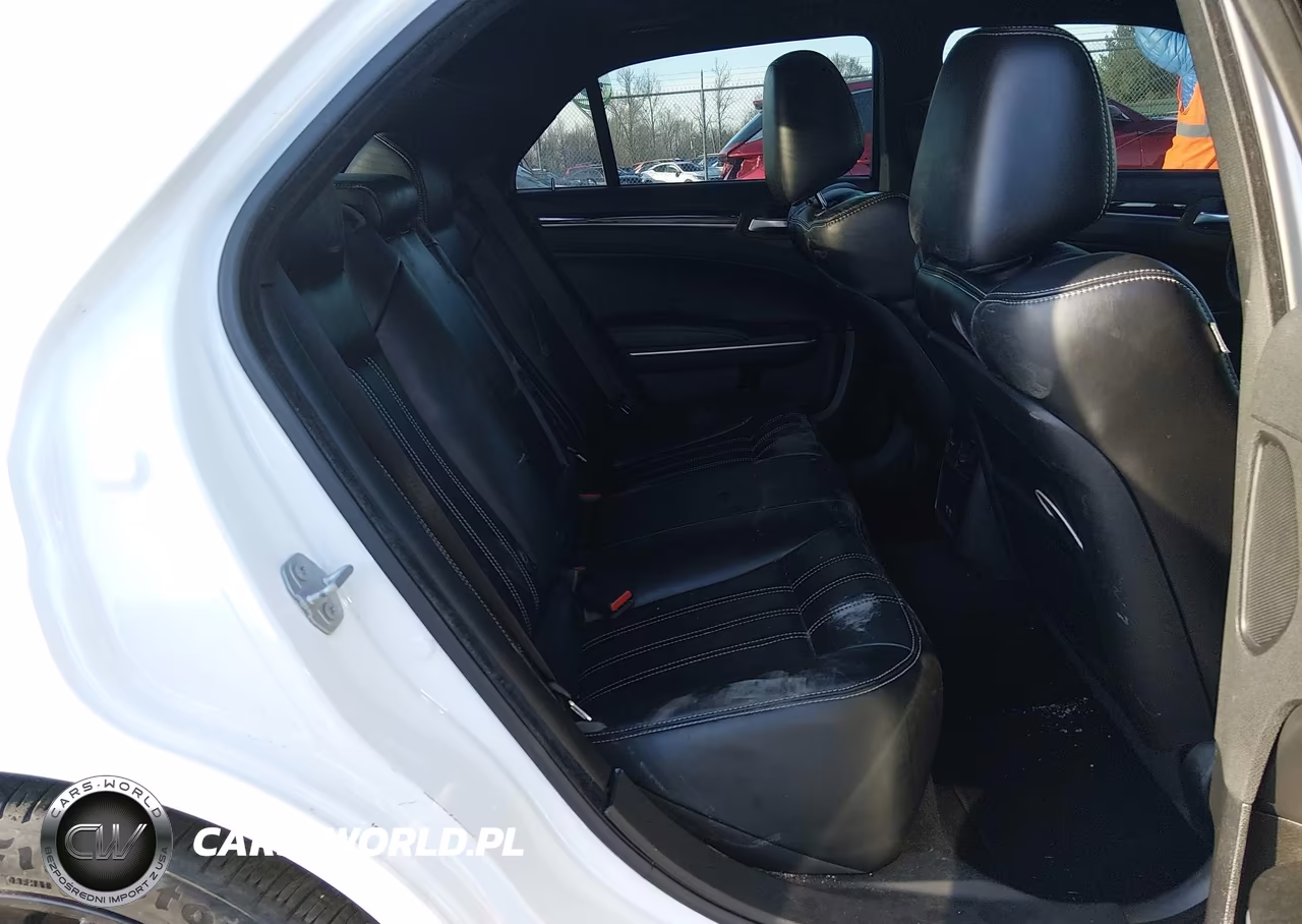 2022 Chrysler 300 S VIN:2C3CCABT6NH154608 - 8