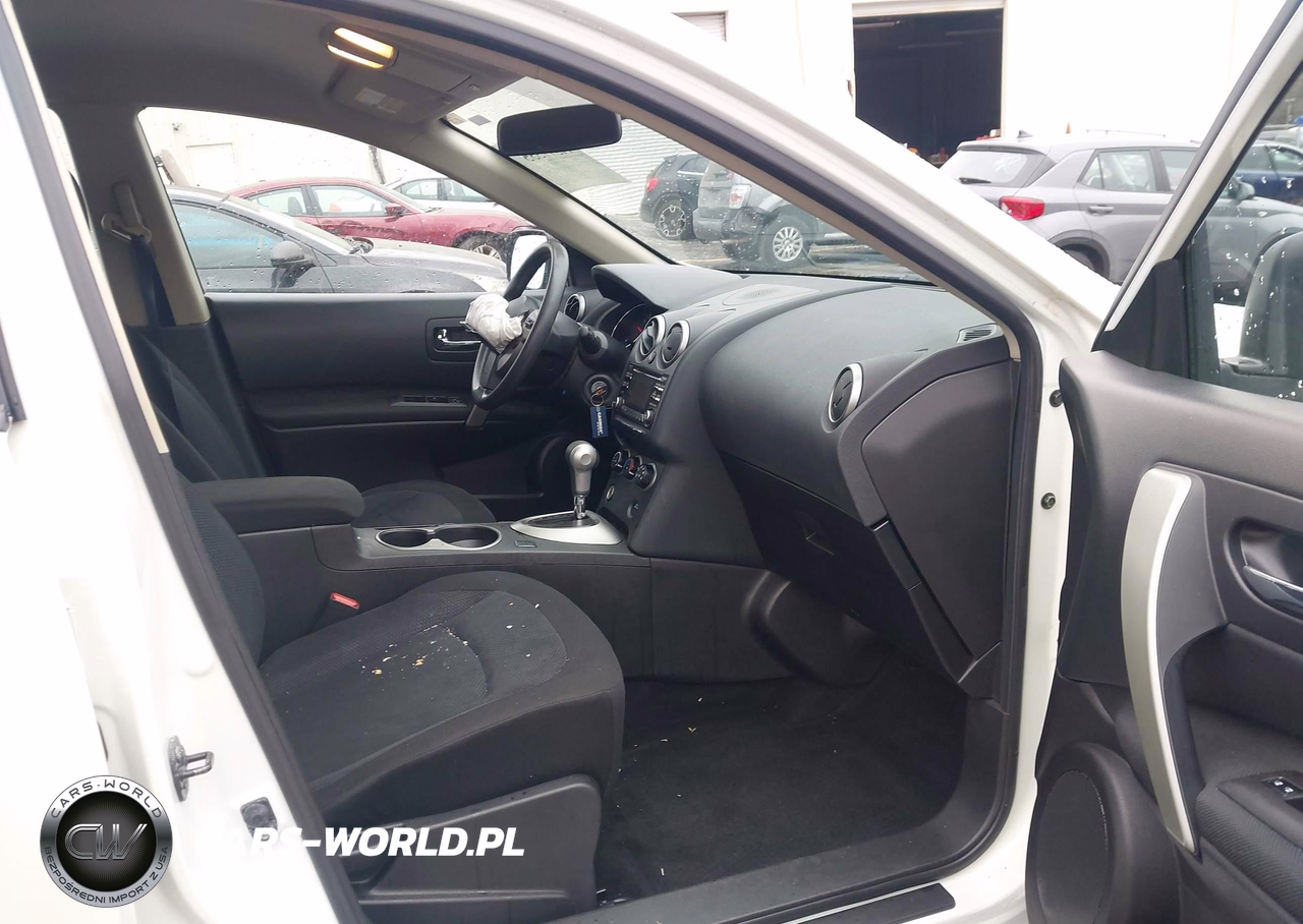 2014 Nissan Rogue Select S VIN:JN8AS5MV4EW713137 - 5