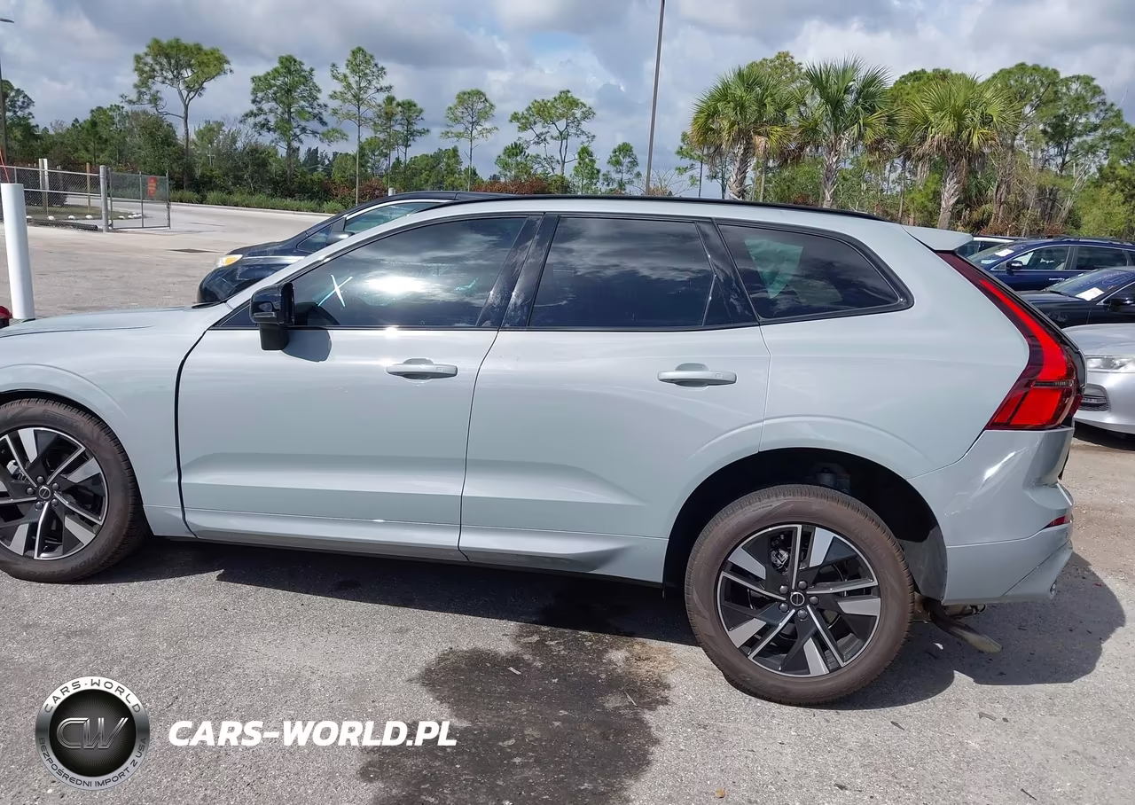 2026 Volvo Xc60 B5 Core VIN:YV4M12RJ3T1329597 - 14