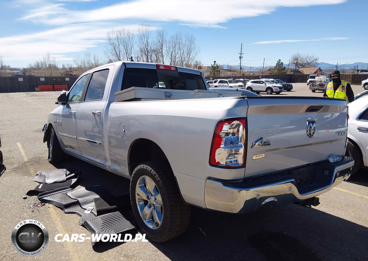 2017 Ram 1500 Big Horn 4X4 6'4 Box VIN:1C6RR7TTXHS530530 - 3