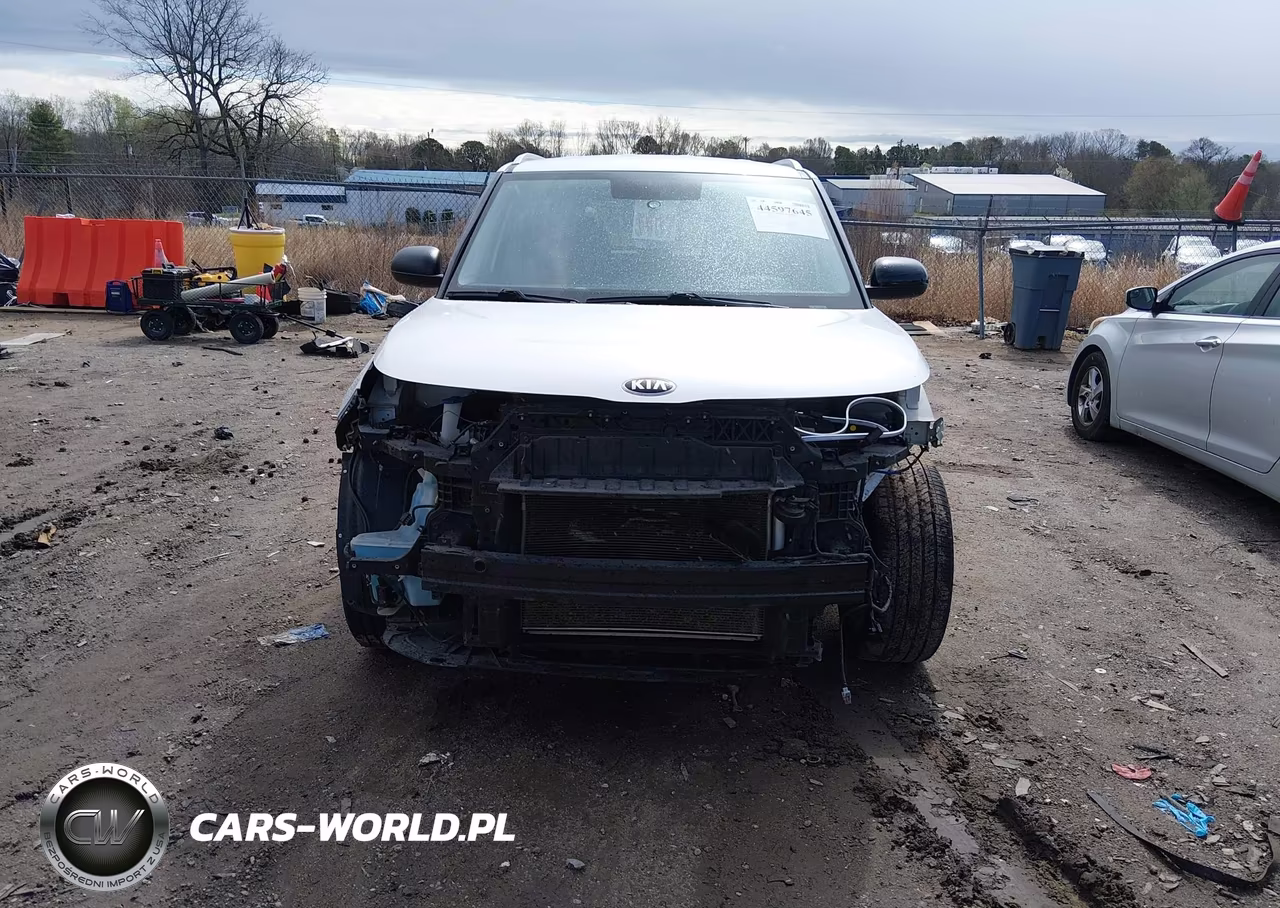 2020 Kia Soul X-Line VIN:KNDJ23AU7L7007315 - 13