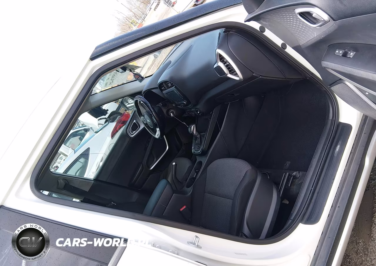 2020 Kia Soul X-Line VIN:KNDJ23AU7L7007315 - 5