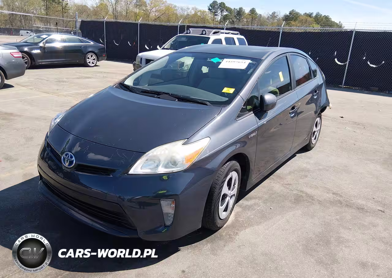 2015 Toyota Prius Two VIN:JTDKN3DU7F1980418 - 2
