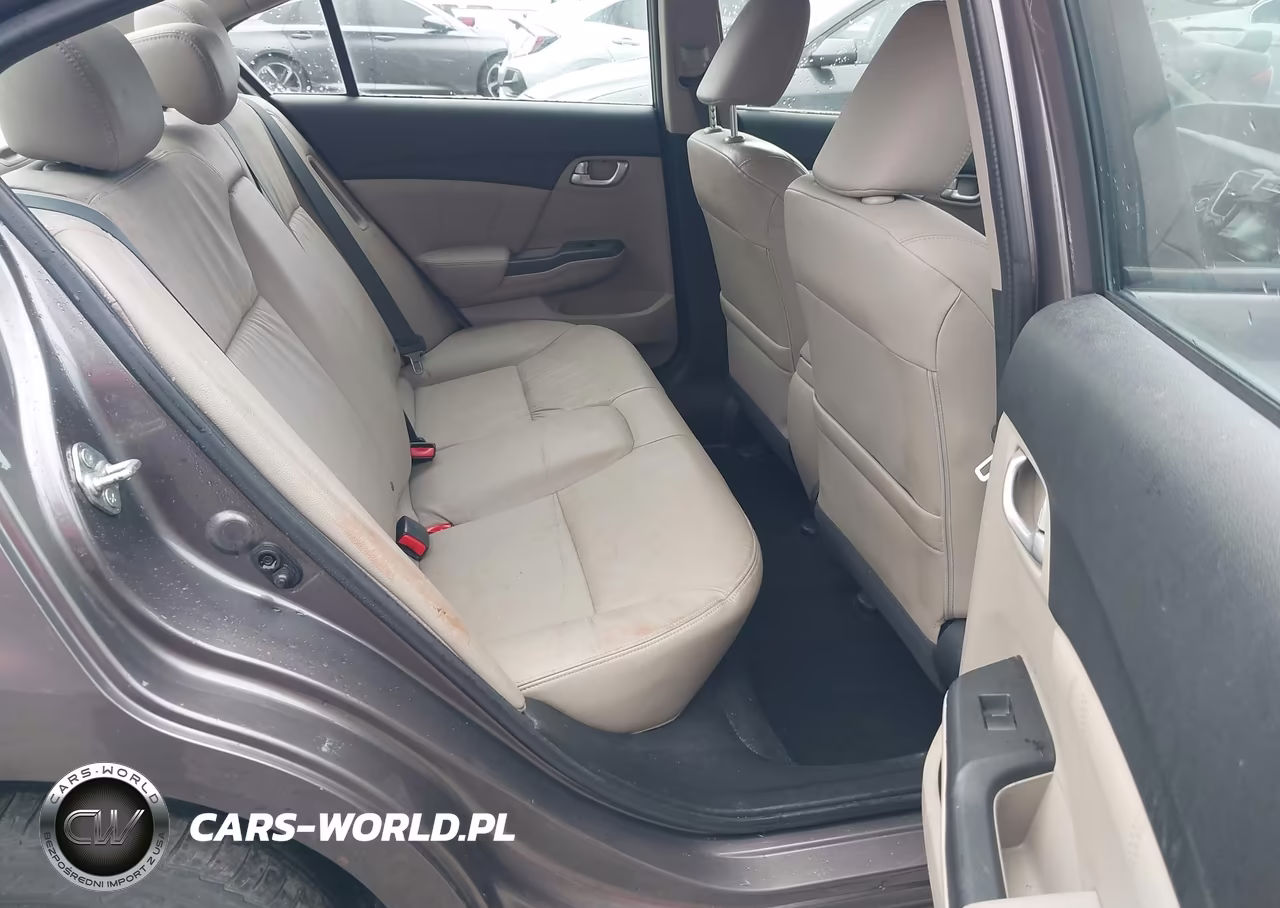 2014 Honda Civic Hybrid VIN:19XFB4F3XEE001314 - 18