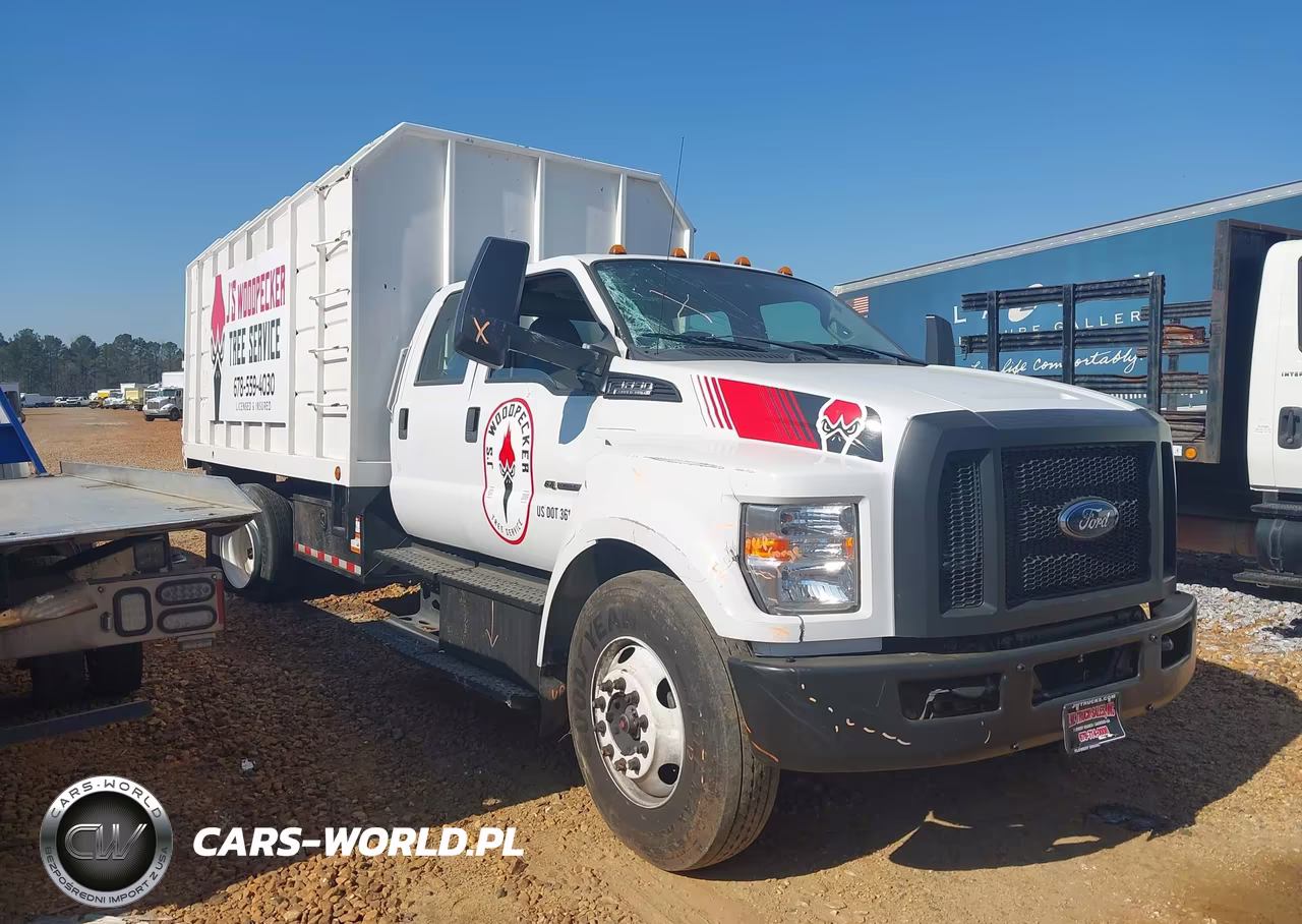2022 Ford F-650 Diesel