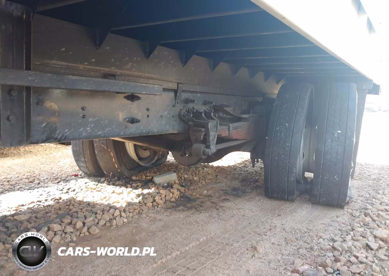 2022 Ford F-650 Diesel VIN:1FDNW6DE5NDF01930 - 17