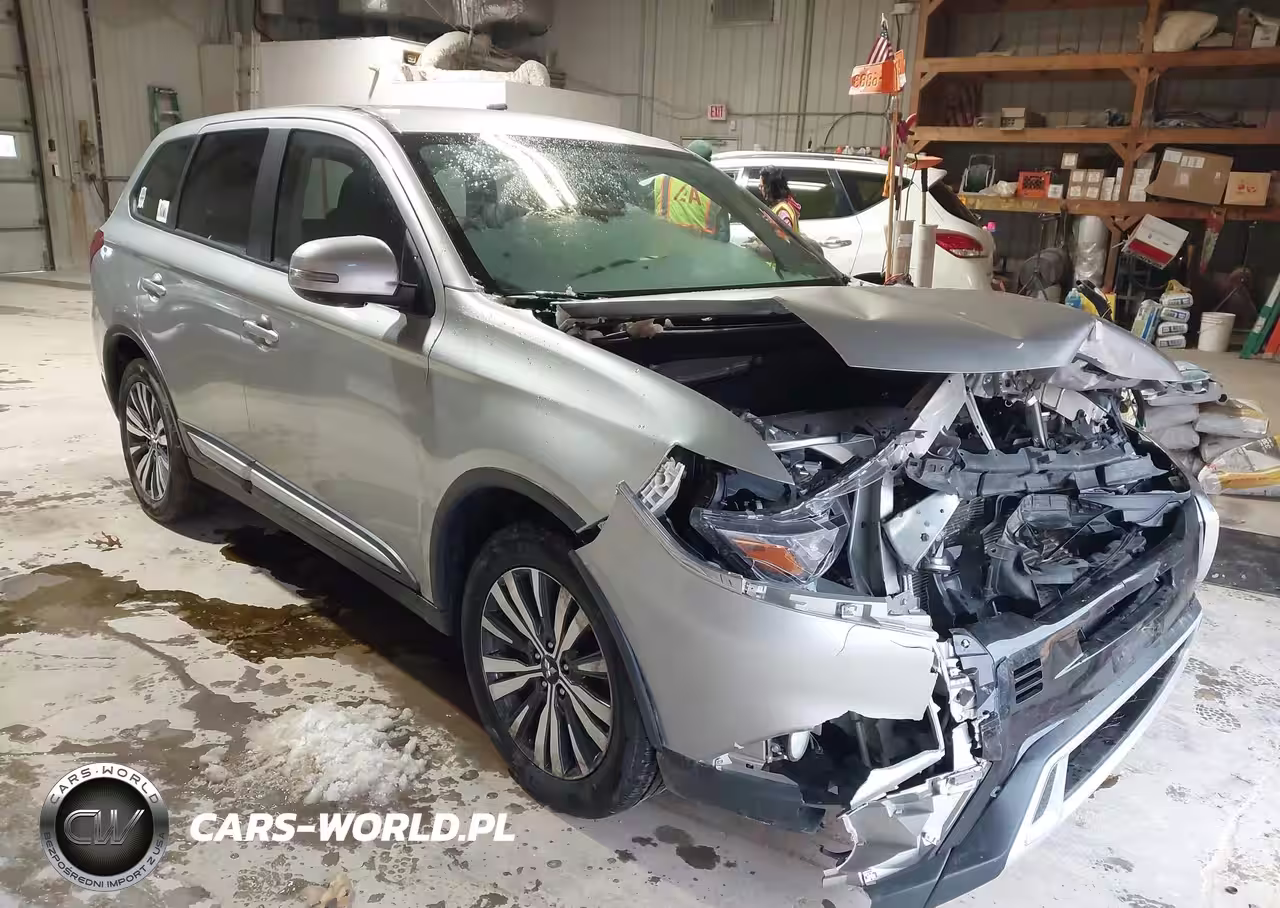 2019 Mitsubishi Outlander Se