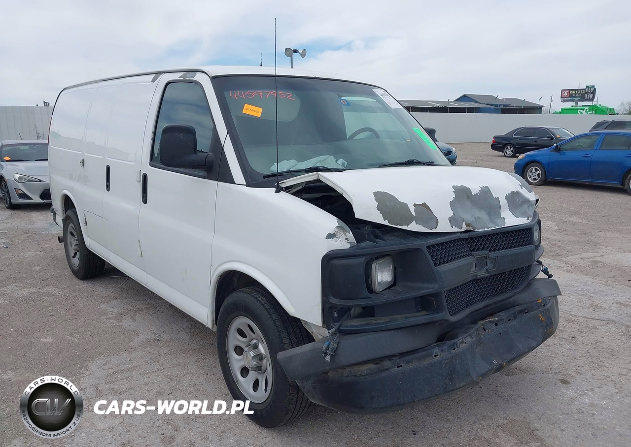 2009 Chevrolet Express 1500 Work Van