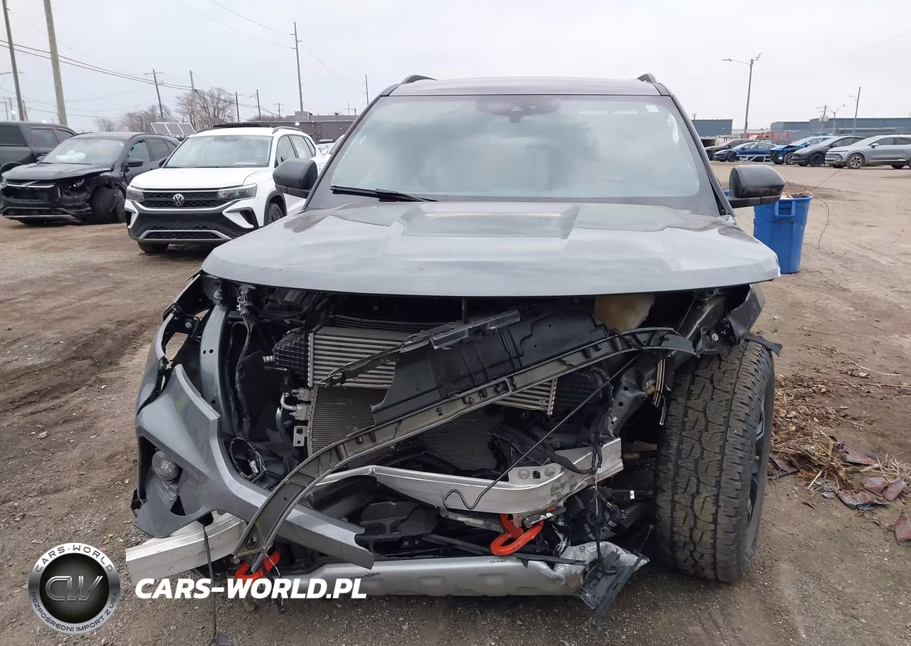2023 Ford Explorer Timberline VIN:1FMSK8JH1PGB88675 - 11