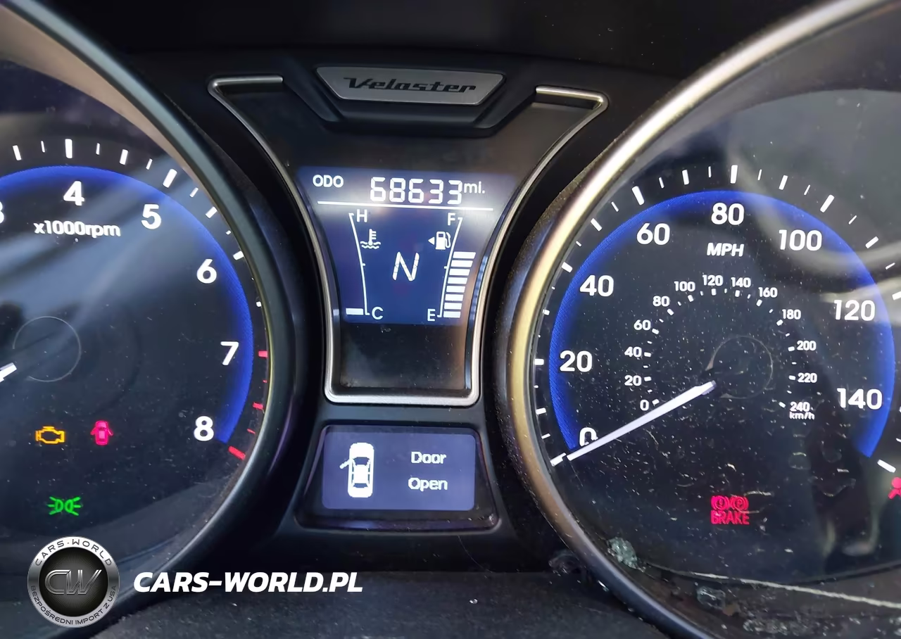 2015 Hyundai Veloster Turbo VIN:KMHTC6AE4FU243079 - 7