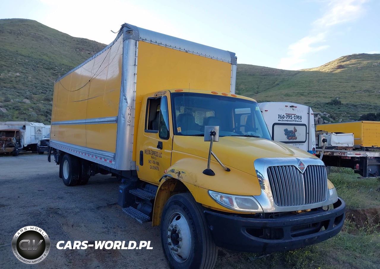 2019 International Durastar 4300