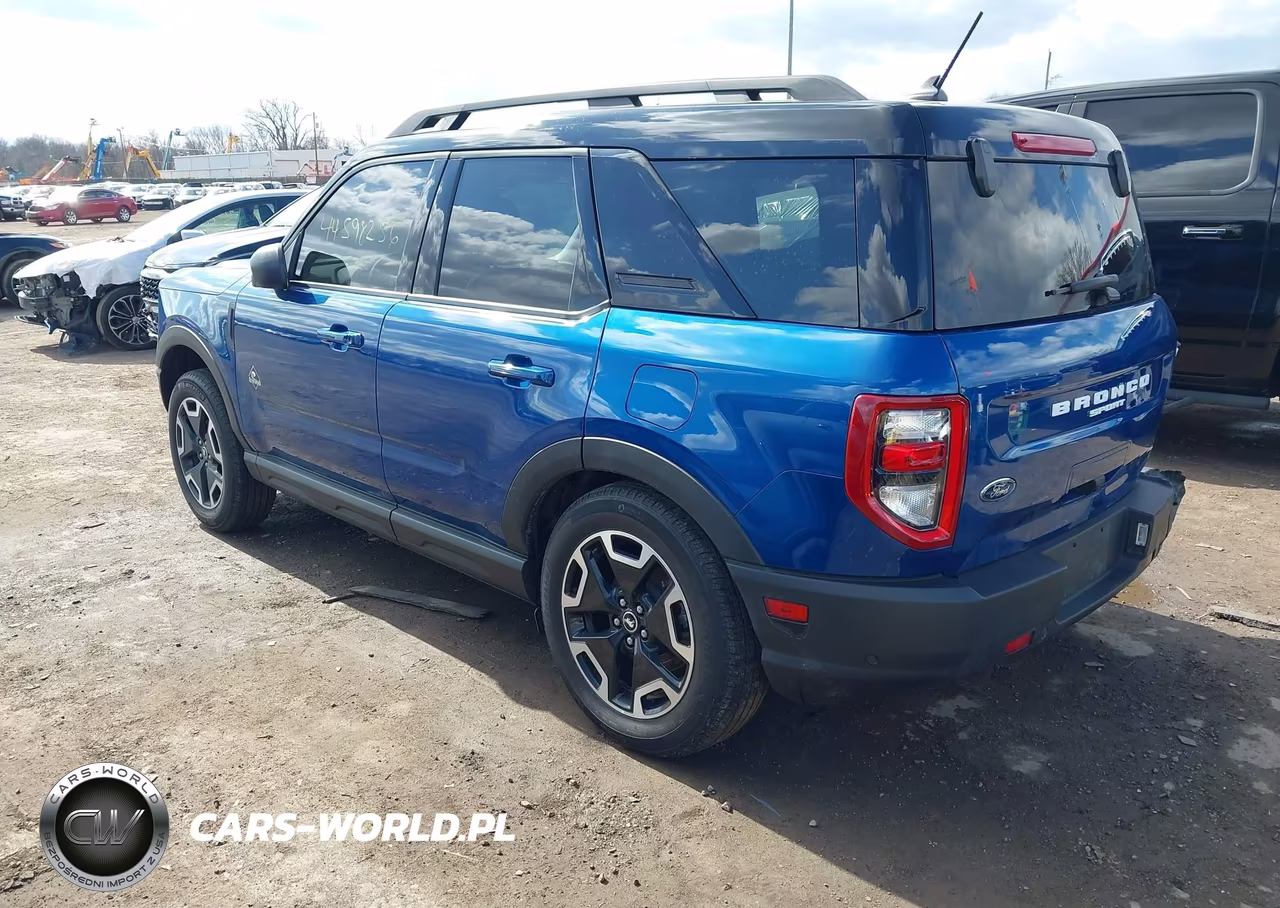 2024 Ford Bronco Sport Outer Banks VIN:3FMCR9C65RRF10456 - 3