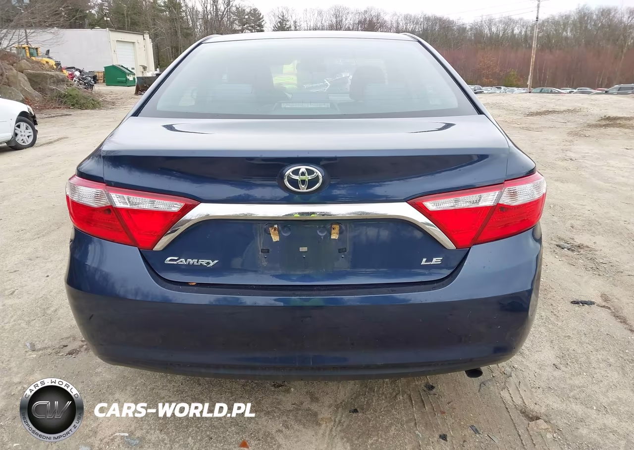 2017 Toyota Camry Le VIN:4T1BF1FK9HU665422 - 17
