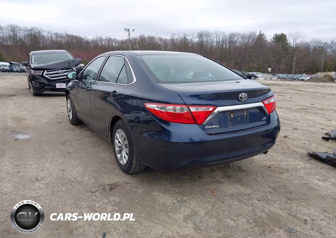 2017 Toyota Camry Le VIN:4T1BF1FK9HU665422 - 3