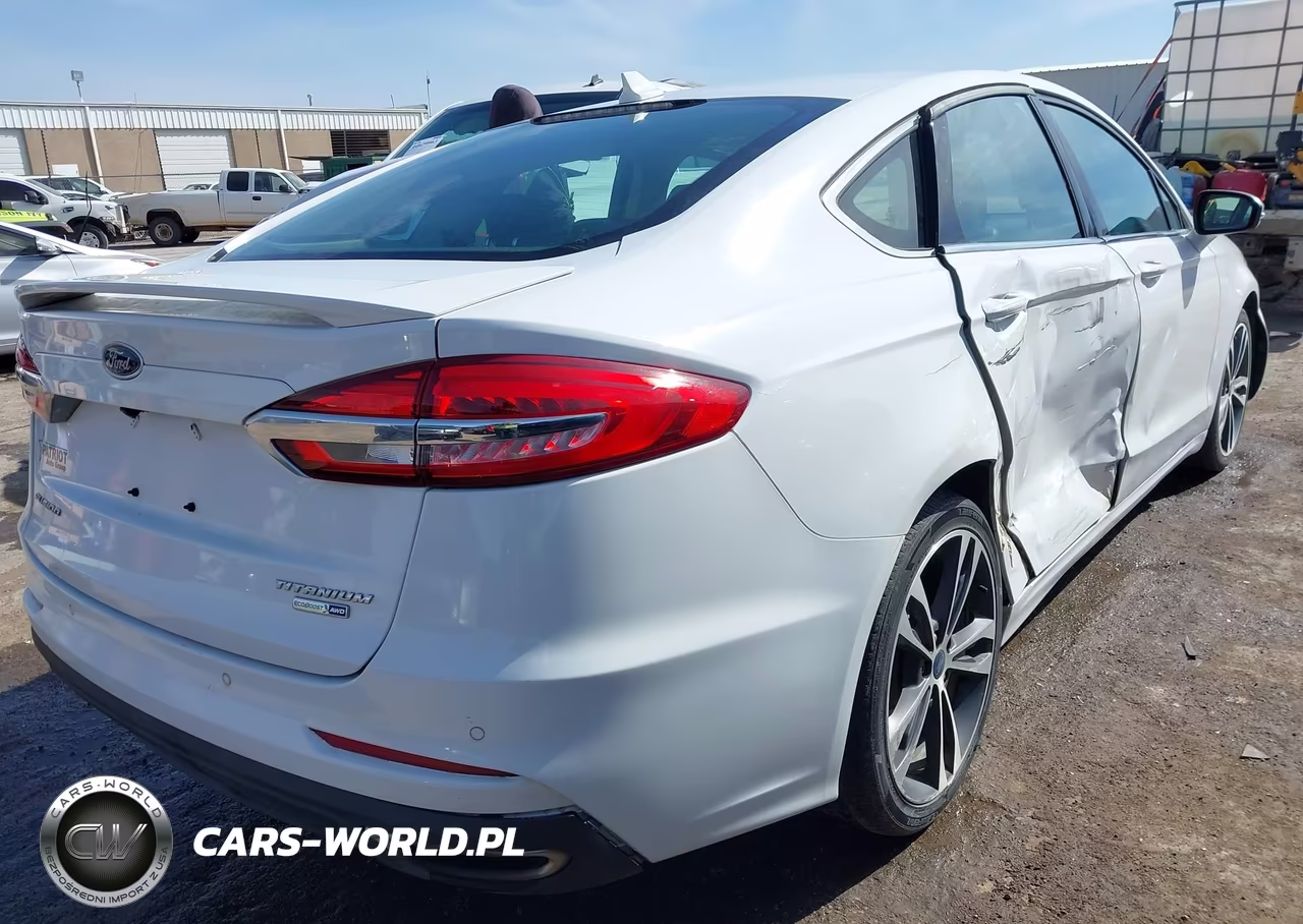 2020 Ford Fusion Titanium VIN:3FA6P0D93LR116964 - 4
