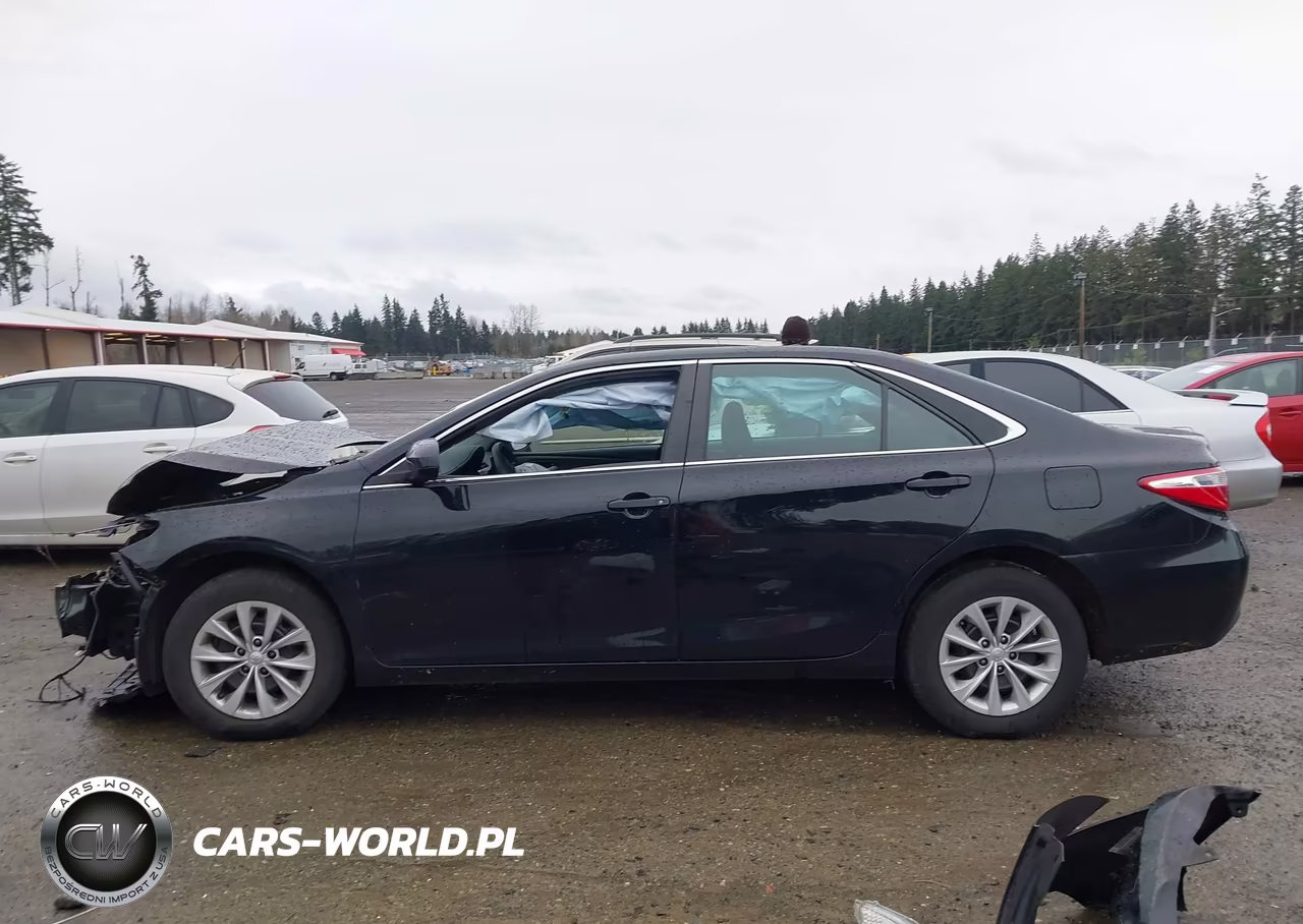 2017 Toyota Camry Le VIN:4T1BF1FK9HU669616 - 15
