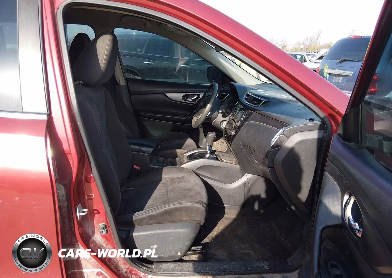 2015 Nissan Rogue S VIN:KNMAT2MV8FP527121 - 5