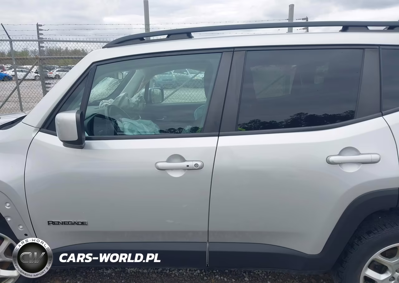 2018 Jeep Renegade Latitude 4X4 VIN:ZACCJBBB4JPJ52229 - 14