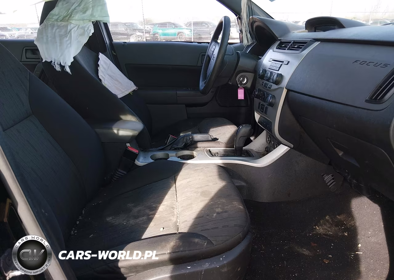 2011 Ford Focus Se VIN:1FAHP3FN8BW145795 - 5