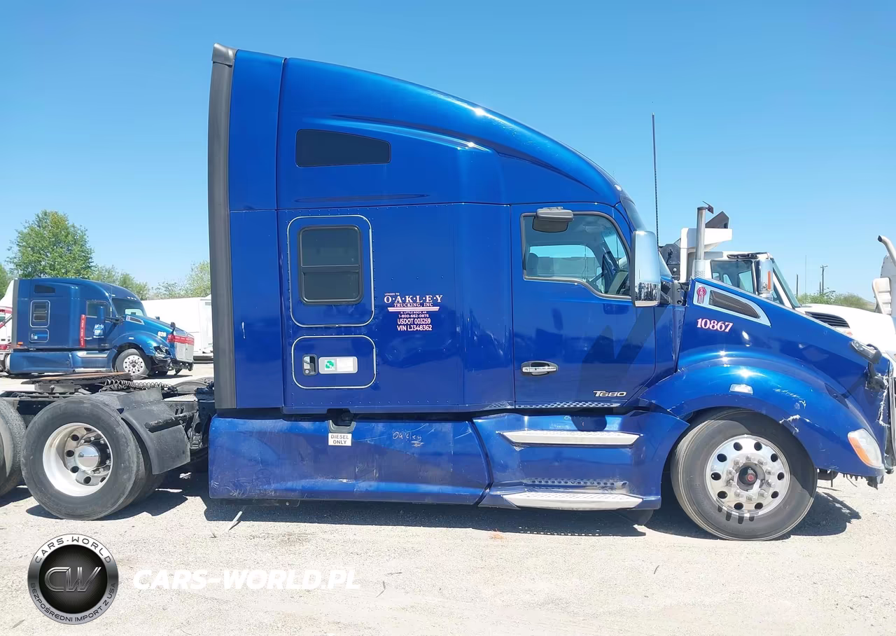 2020 Kenworth T680 VIN:1XKYDP9X3LJ348362 - 16