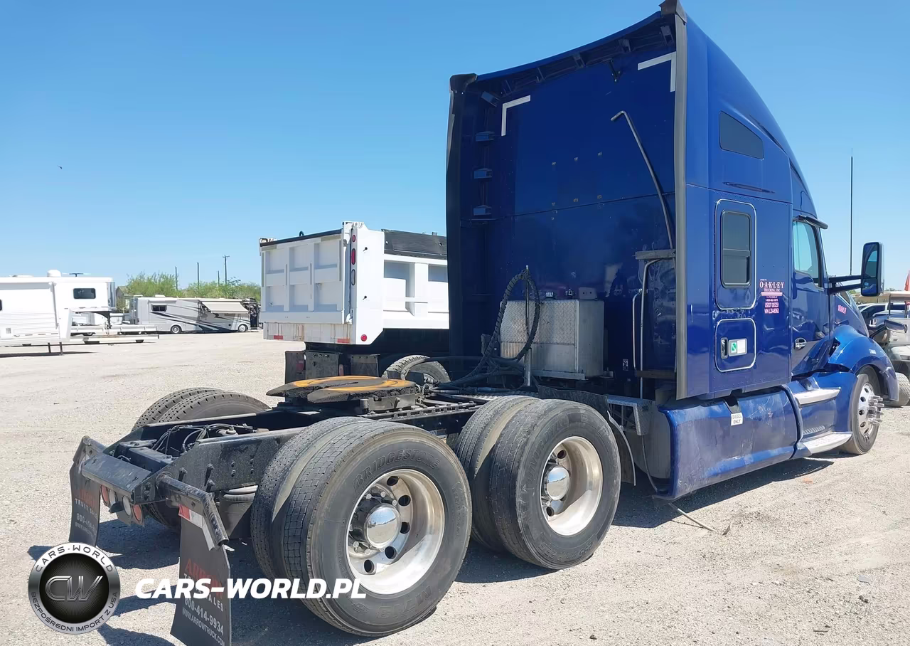 2020 Kenworth T680 VIN:1XKYDP9X3LJ348362 - 4