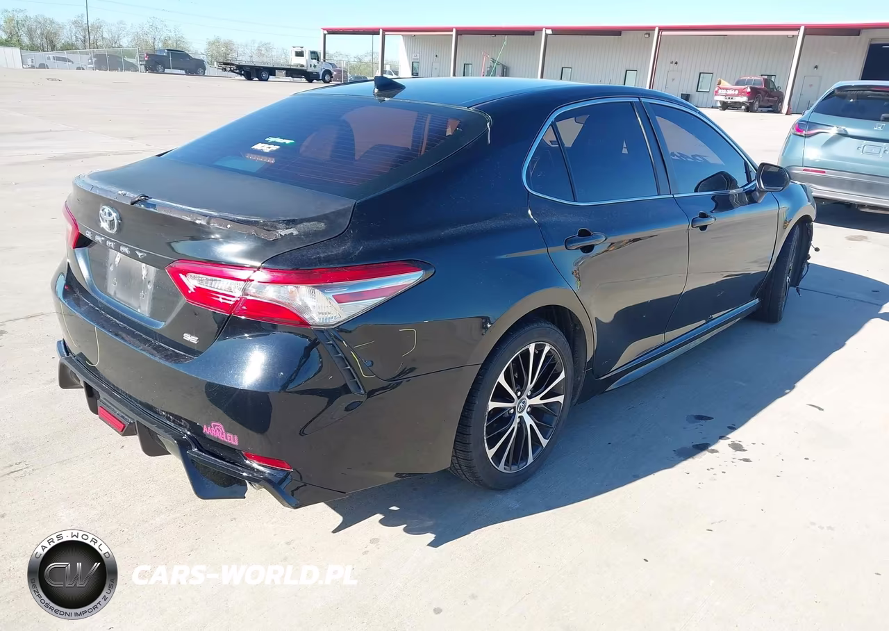2019 Toyota Camry Se VIN:4T1B11HK5KU774740 - 4