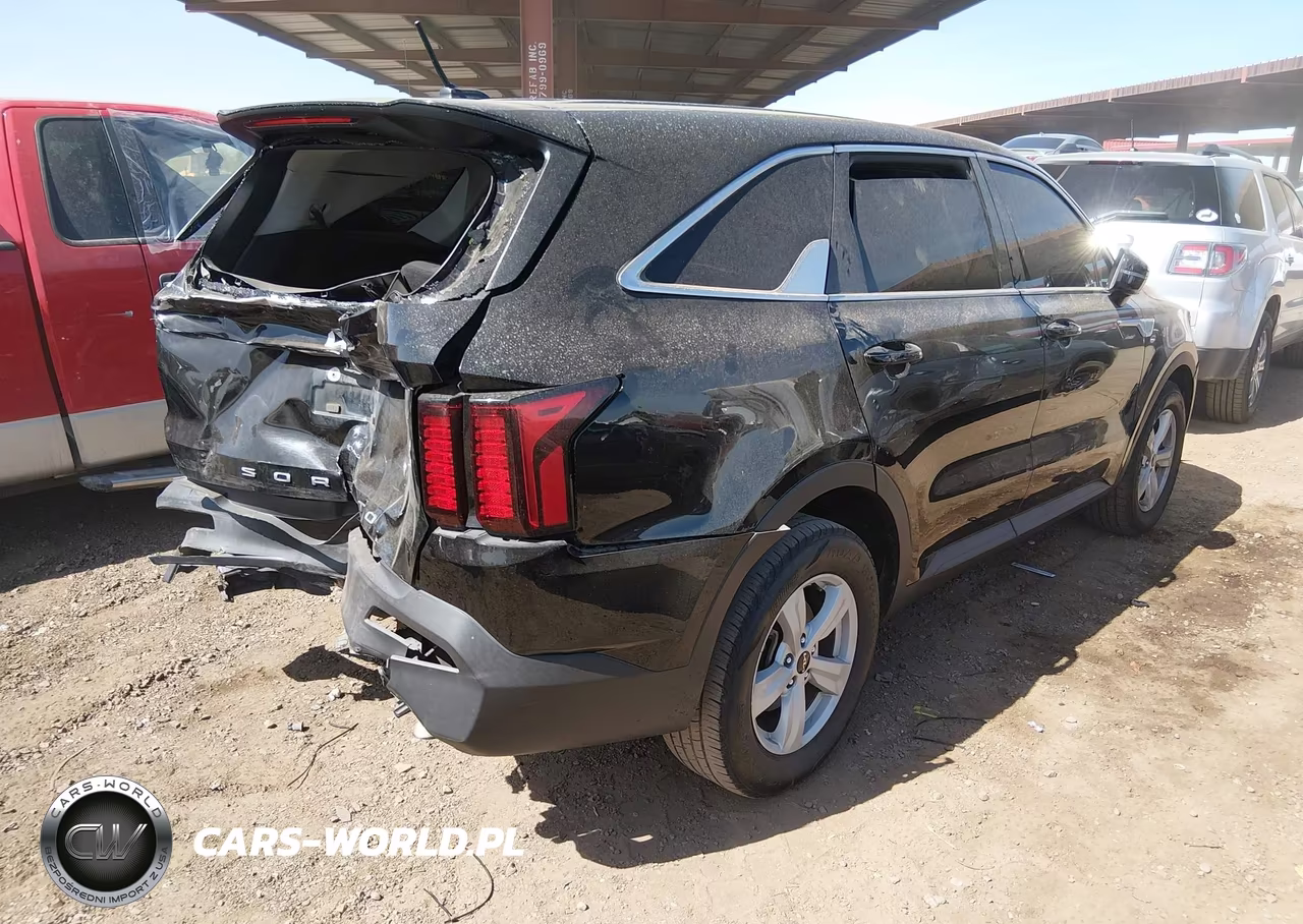 2022 Kia Sorento Lx VIN:5XYRG4LC8NG086630 - 4