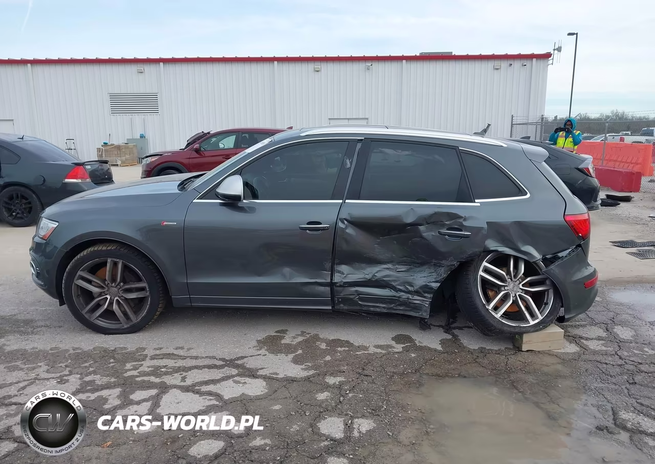 2015 Audi Sq5 3.0T Premium Plus VIN:WA1CGAFP1FA130174 - 14