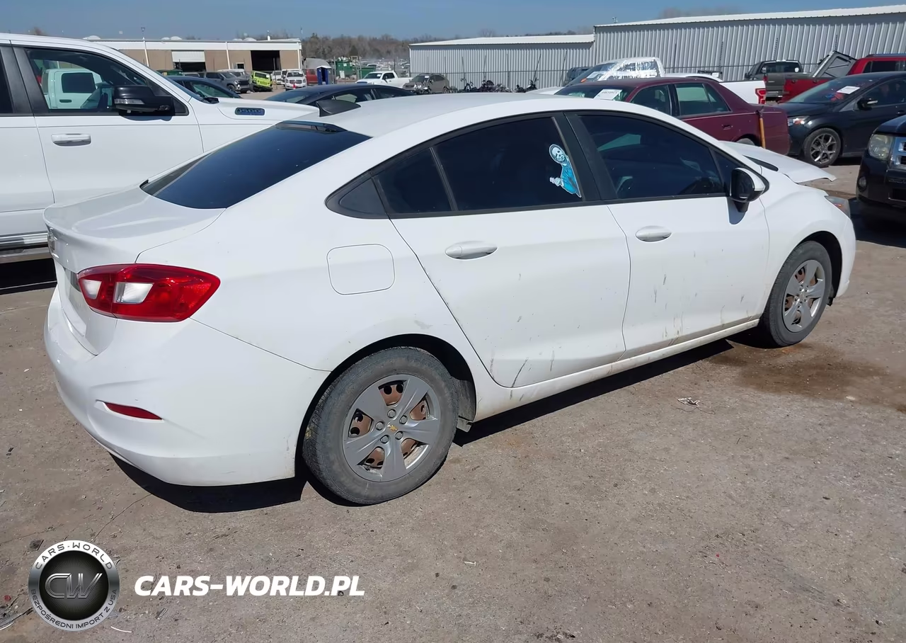 2017 Chevrolet Cruze Ls Auto VIN:1G1BC5SM2H7231054 - 4
