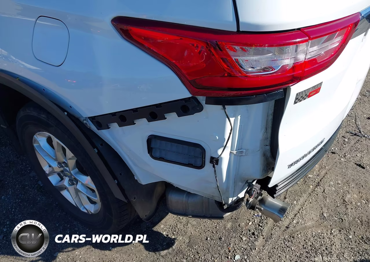 2020 Chevrolet Traverse Fwd Ls VIN:1GNERFKW4LJ212910 - 18