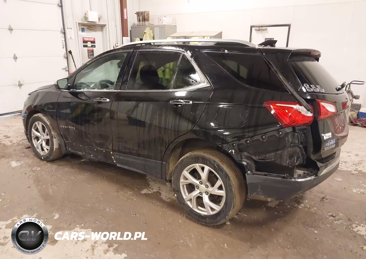 2018 Chevrolet Equinox Premier VIN:2GNAXVEV0J6235533 - 3