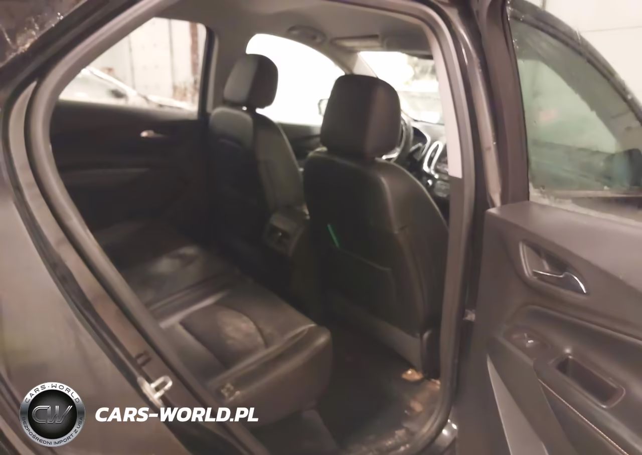 2018 Chevrolet Equinox Premier VIN:2GNAXVEV0J6235533 - 8