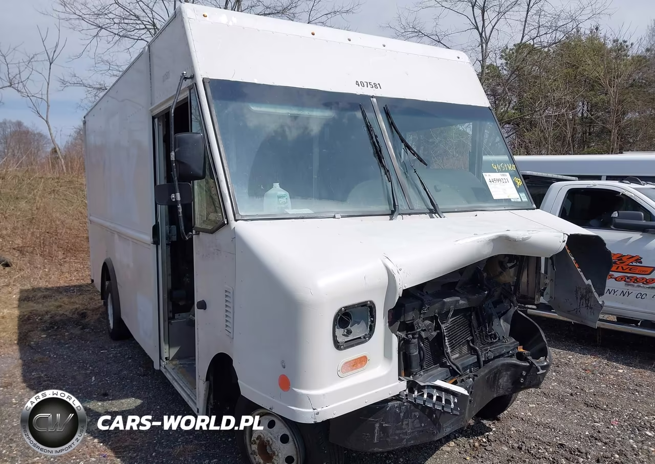 2017 Ford E-450 Stripped
