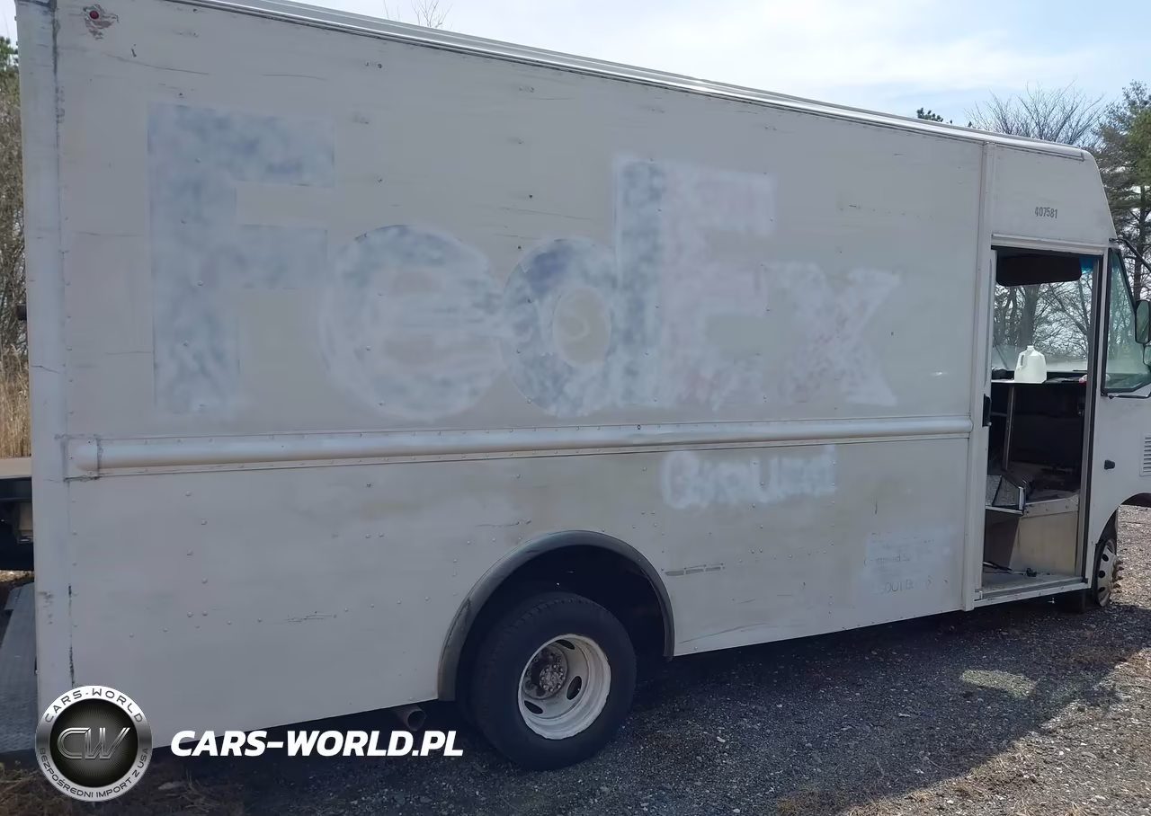 2017 Ford E-450 Stripped VIN:1FC3E4K64HDC56332 - 13