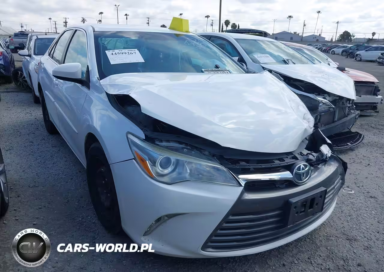 2015 Toyota Camry Le