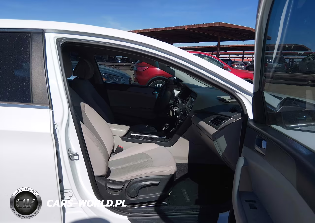 2017 Hyundai Sonata VIN:5NPE24AF2HH531077 - 5