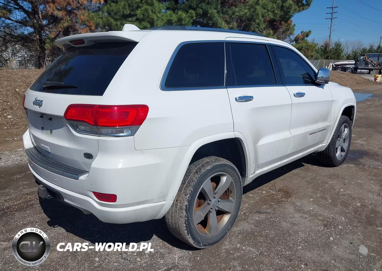 2015 Jeep Grand Cherokee Overland VIN:1C4RJFCG8FC791742 - 4
