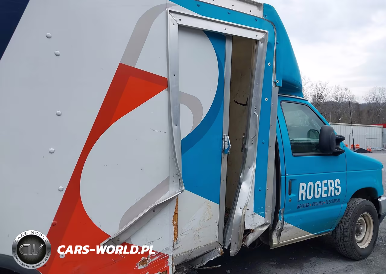 2022 Ford E-350 Cutaway VIN:1FDWE3FK6NDC41935 - 11