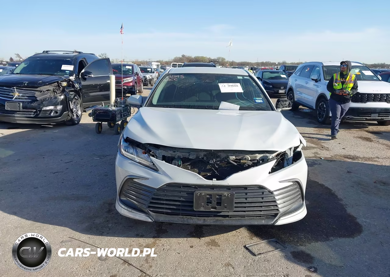 2023 Toyota Camry Le VIN:4T1C31AKXPU057668 - 11