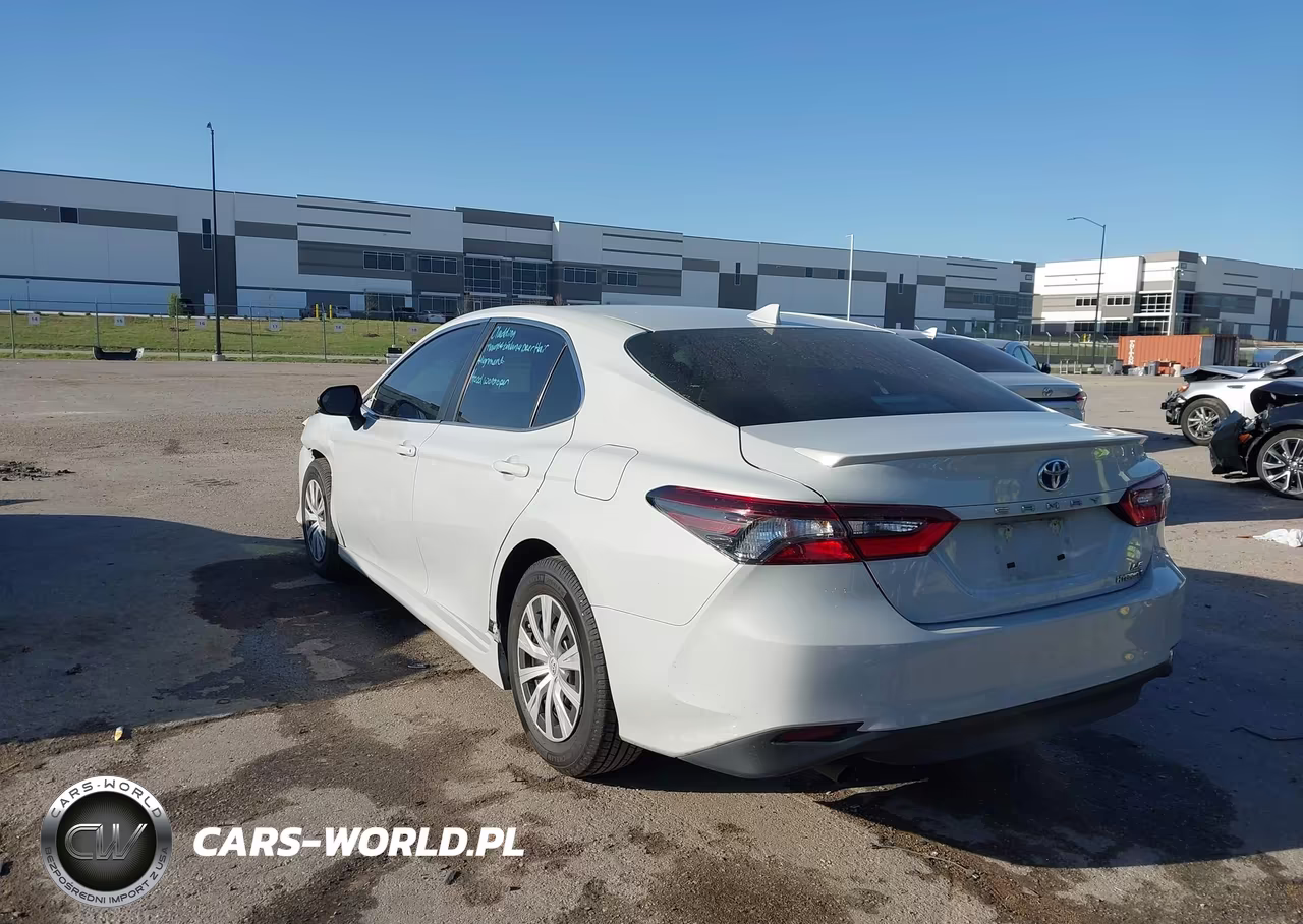2023 Toyota Camry Le VIN:4T1C31AKXPU057668 - 3