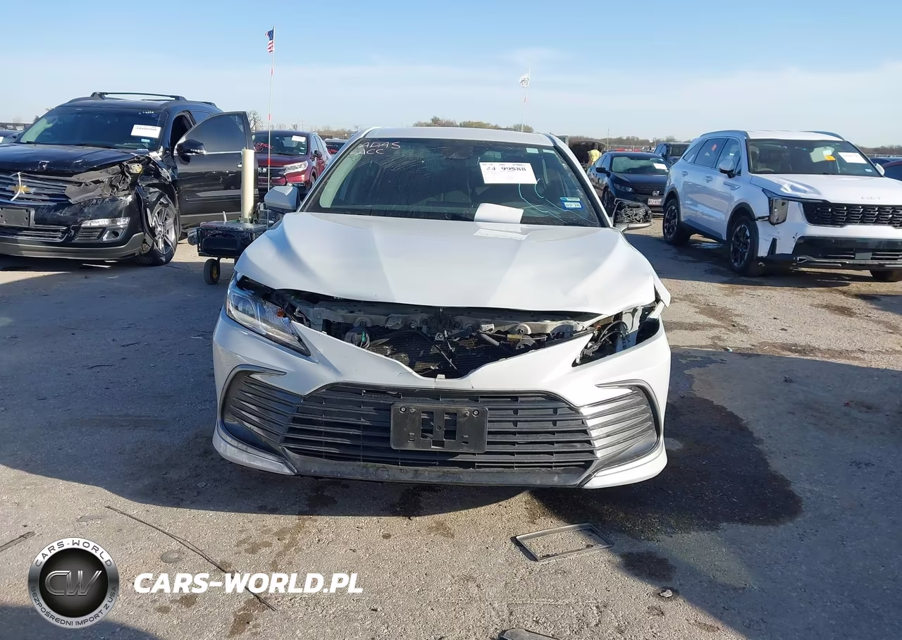 2023 Toyota Camry Le VIN:4T1C31AKXPU057668 - 6